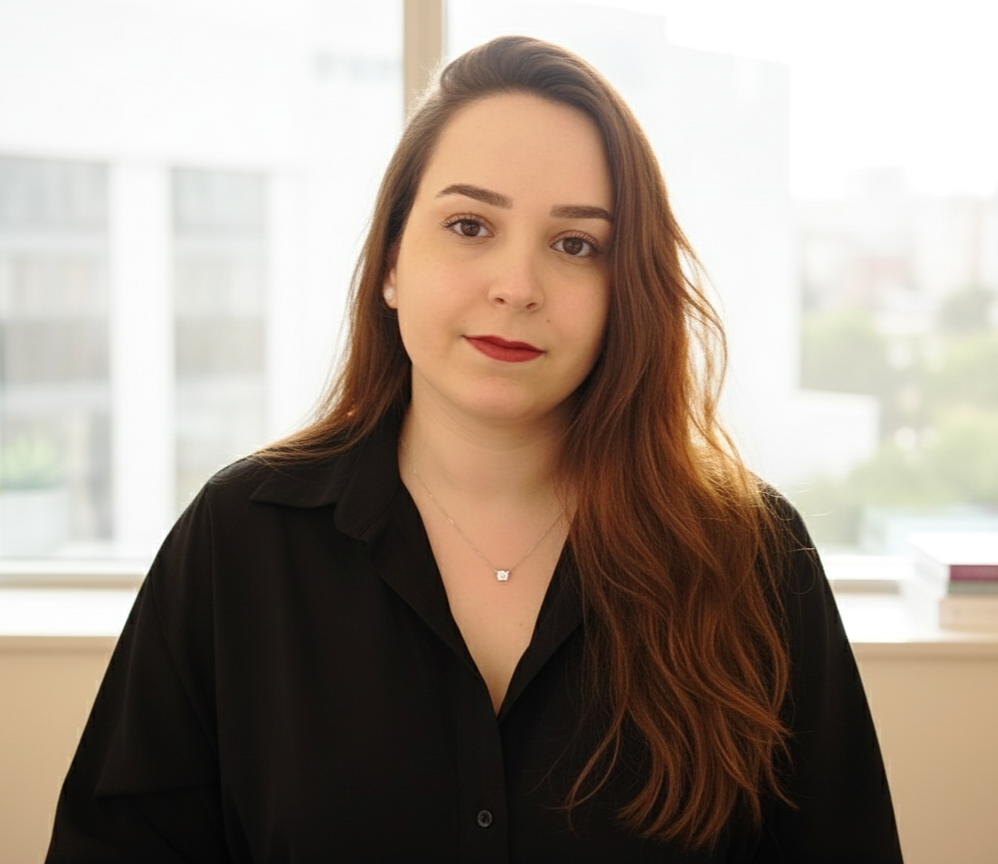 Nayara Mendes Gomes — Psicóloga Clínica